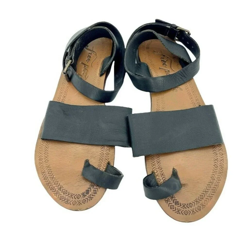 Free People Torrence Black Leather Flat Sandals Leather Straps Sz 40